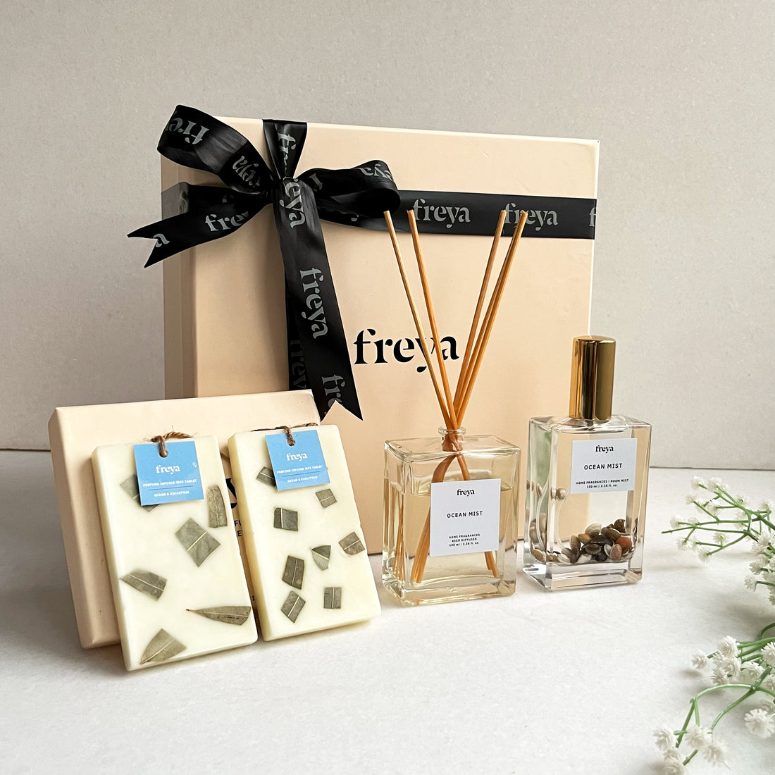 Reed Diffuser, Room Mist, Wax Tablet Gift Set