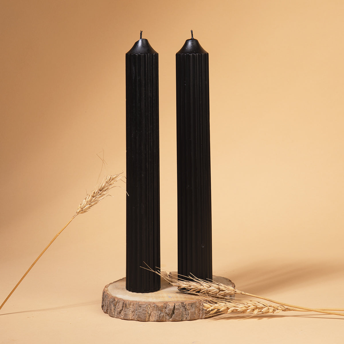 Set of 2 Fluted Pillar Candles - Noir Essence (Black) - Tall